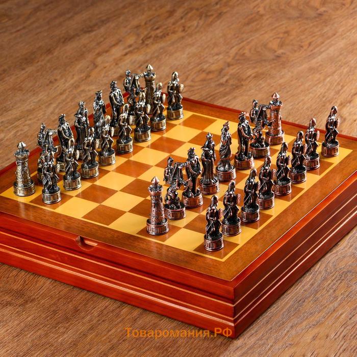 Шахматы сувенирные «Рыцарские», металлические фигуры, доска 36×36 см