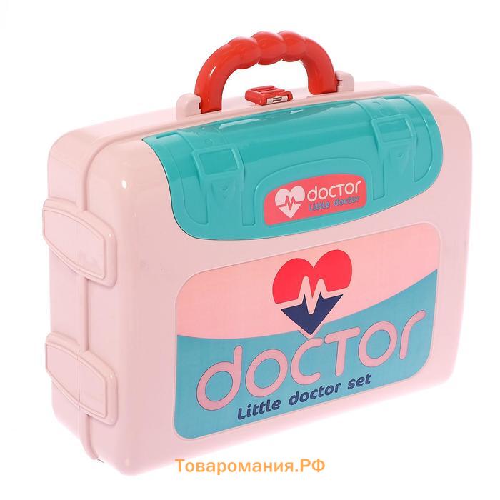 Игровой набор «Маленький доктор» в чемодане